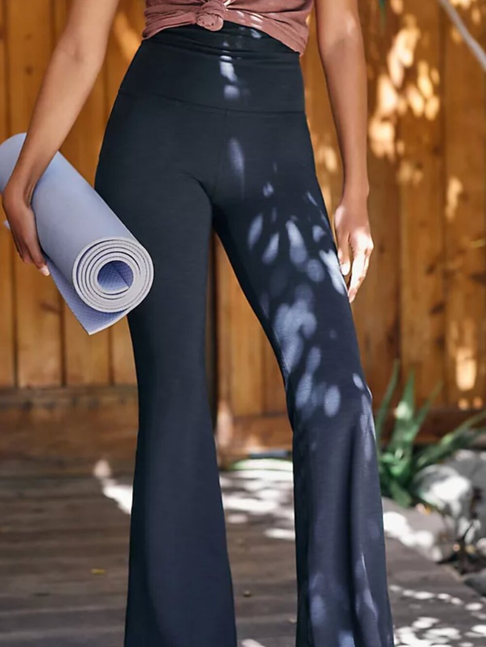 Beyond Yoga Heather Rib All Day Flare Pants Pockets Dark Gray Small